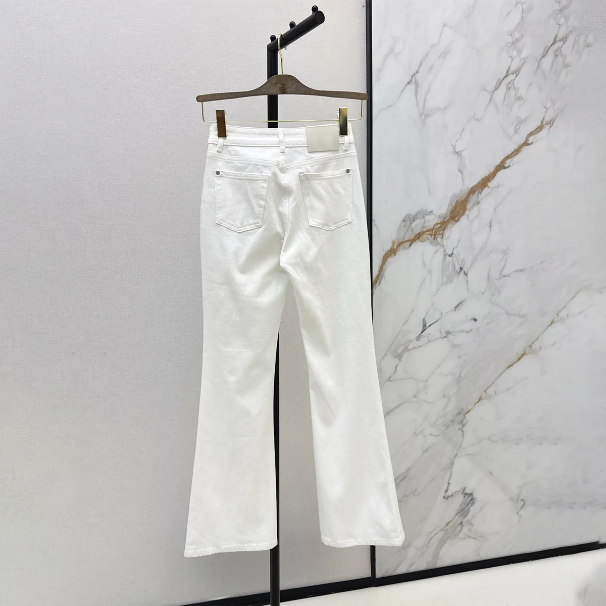 2026 High quality women's clothing Korean high waisted white slightly flared denim pants--hb730