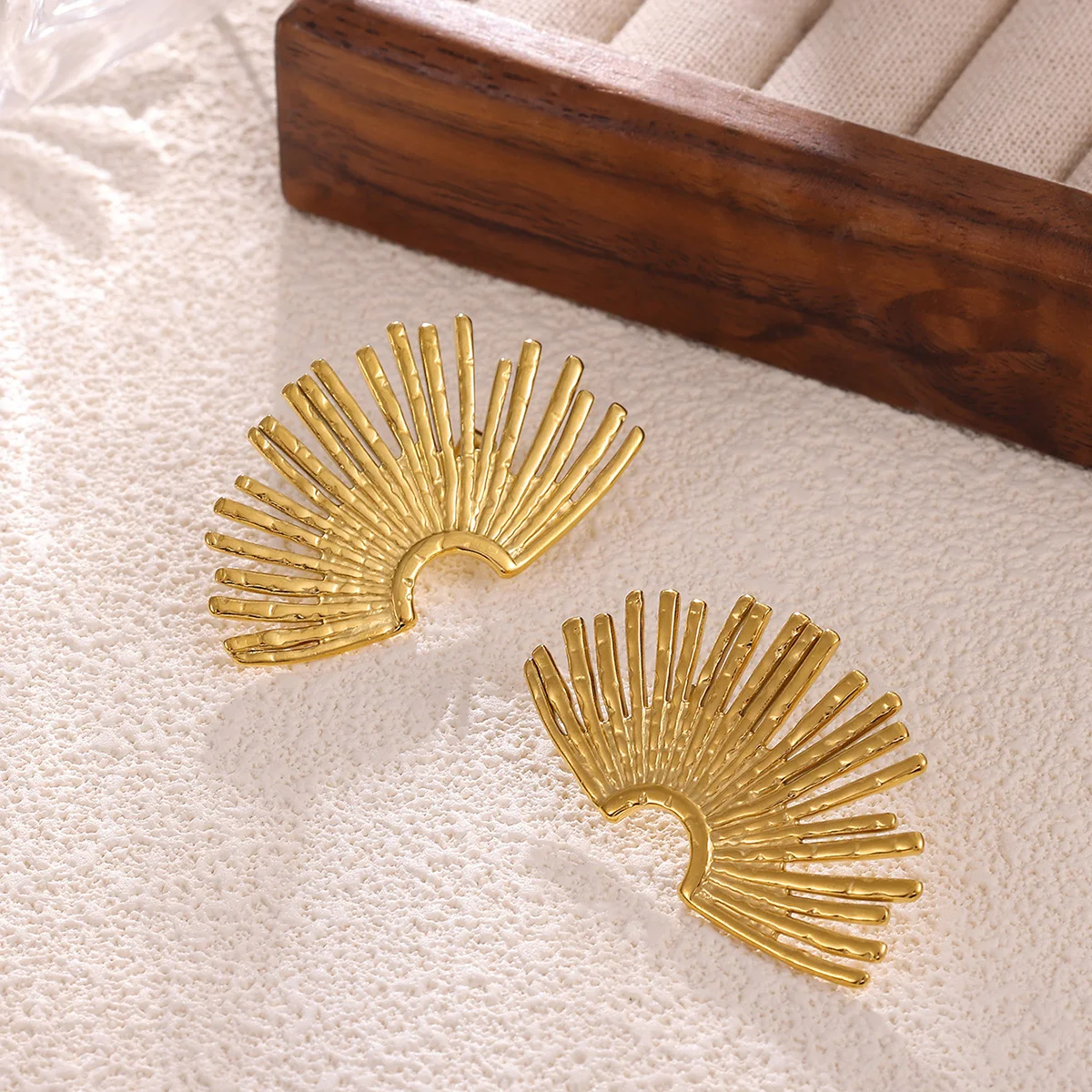 خمر مروحة ليف شكل وأقراط للنساء مزاجه الفولاذ المقاوم للصدأ الذهب اللون القرط الكبير بسيط مجوهرات الحفلات هدية #5