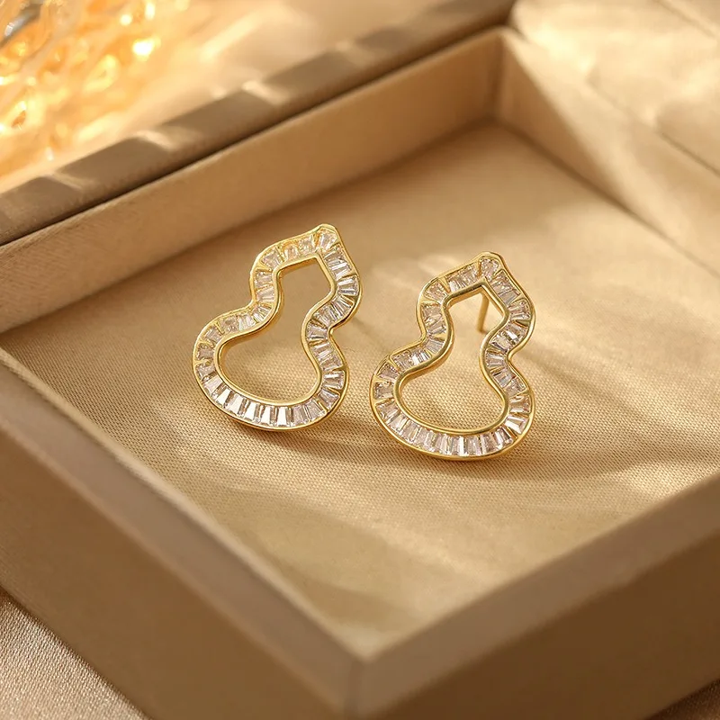 

New Micro-inlaid Zircon Gourd Stud Earrings S925 Silver Needle Temperament Versatile High Sense Fashion Exquisite Hollow