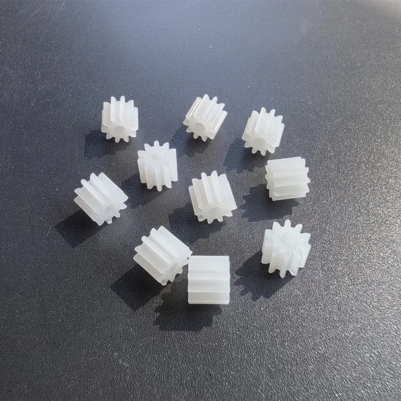 10PCS 10 Teeth 0.5M Plastic Gear 10T OD= 6mm Hole= 1.95mm DIY Model Technology Toys Motor Pinion Gears Spare Parts 102A
