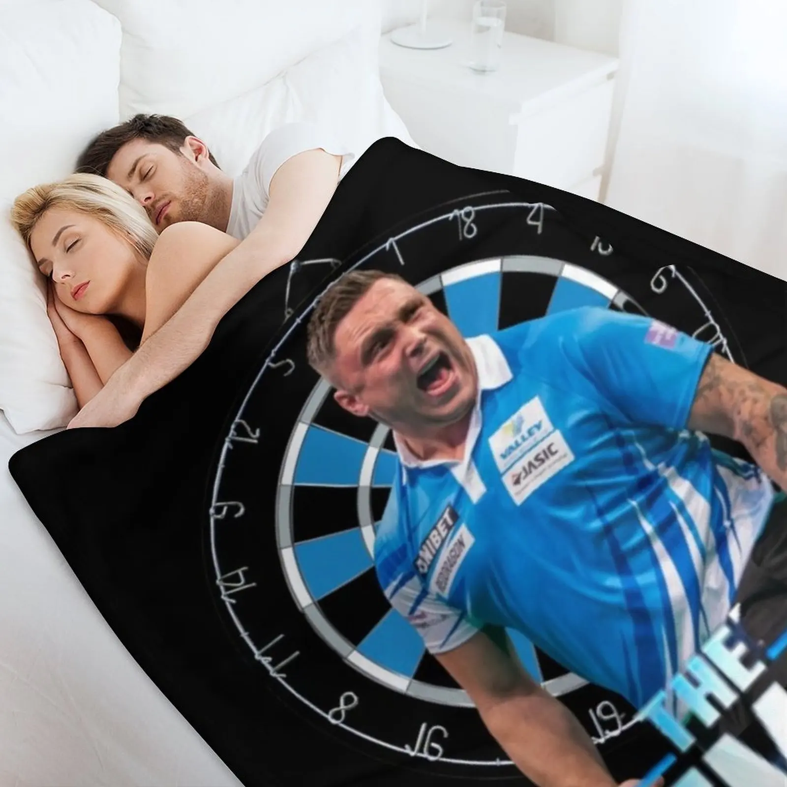 سعر Gerwyn Darts -Wales The Iceman Darts PDC 2022- the Ice Man Gerwyn Price Throw Blanket Camping Sofa Quilt بطانيات سفر #4