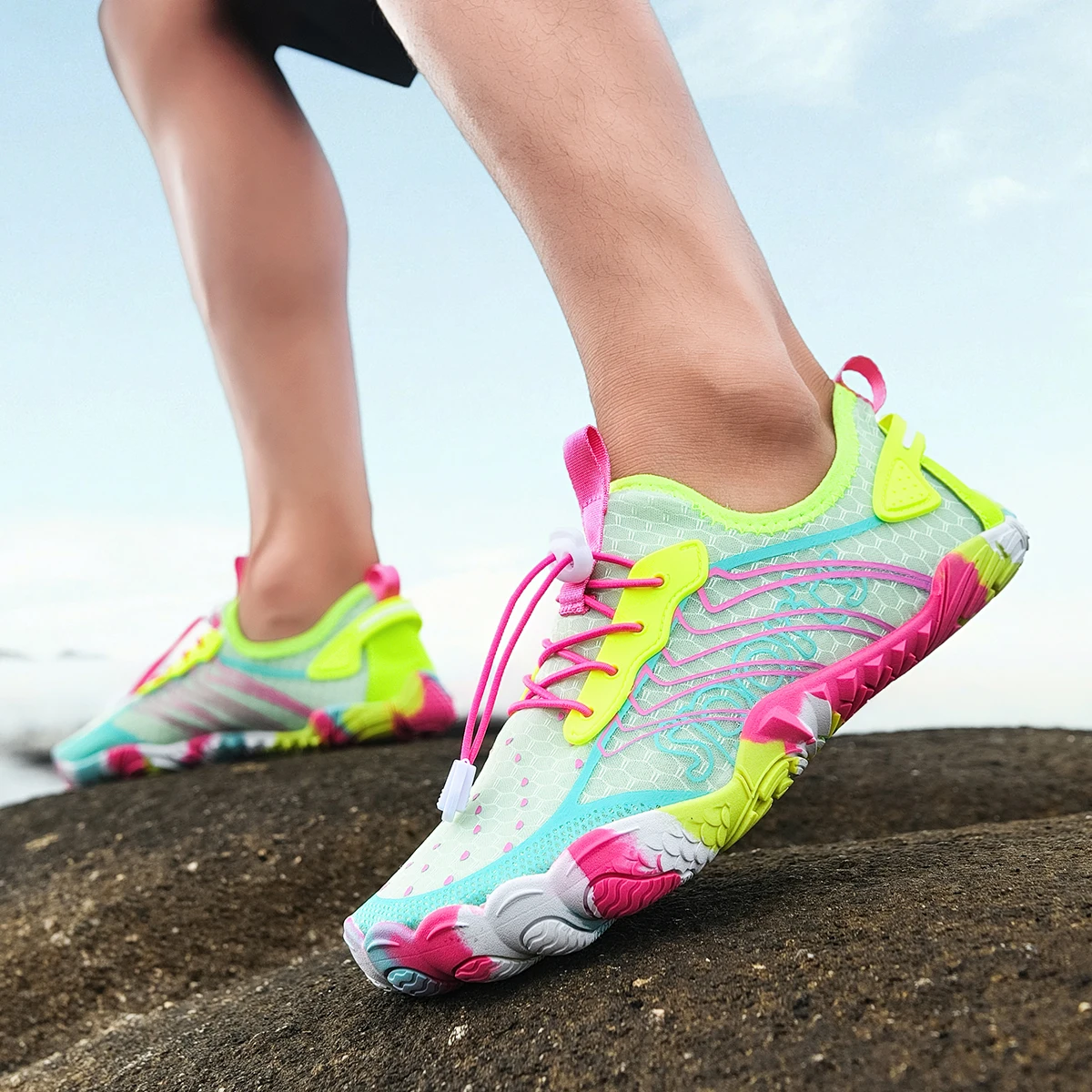 Women Quick Dry Barefoot Water Shoes, Breathable Lightweight Aqua Beach Sneakers, Non Slip Swim Surfing Diving Footwear for Outdoor River Hiking Walking