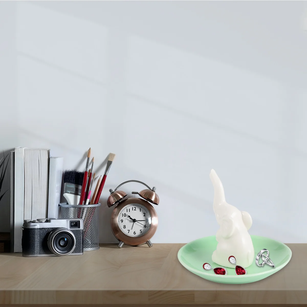 

1Pcs Ceramic Jewelry Storage Dish Elephant Earring Tray Ring Holder Decorative Organizer for Necklaces Bracelets