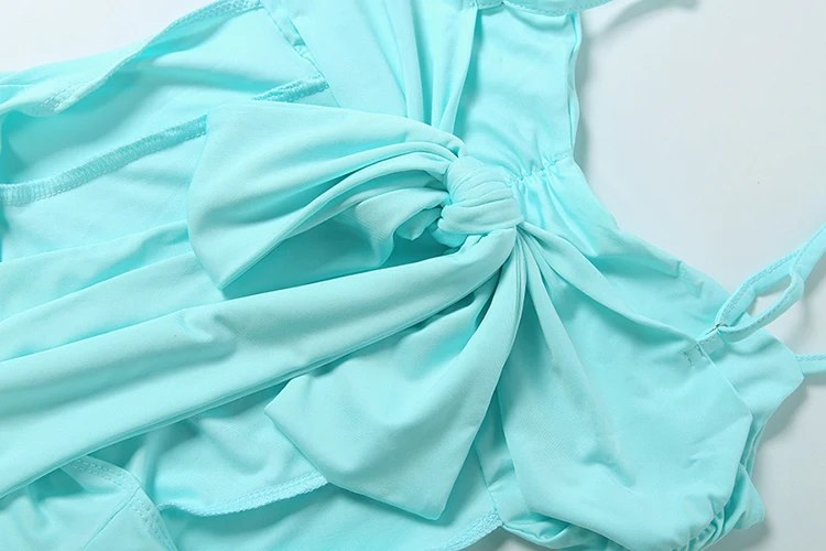 Weird Puss Bandage Rückenfreies Kleid für Damen, tief ausgeschnittenes, ärmelloses, unregelmäßig gerafftes Saum, figurbetont, einfarbig, Sommermode, klassisches Bodycon-Kleid – Detail 9