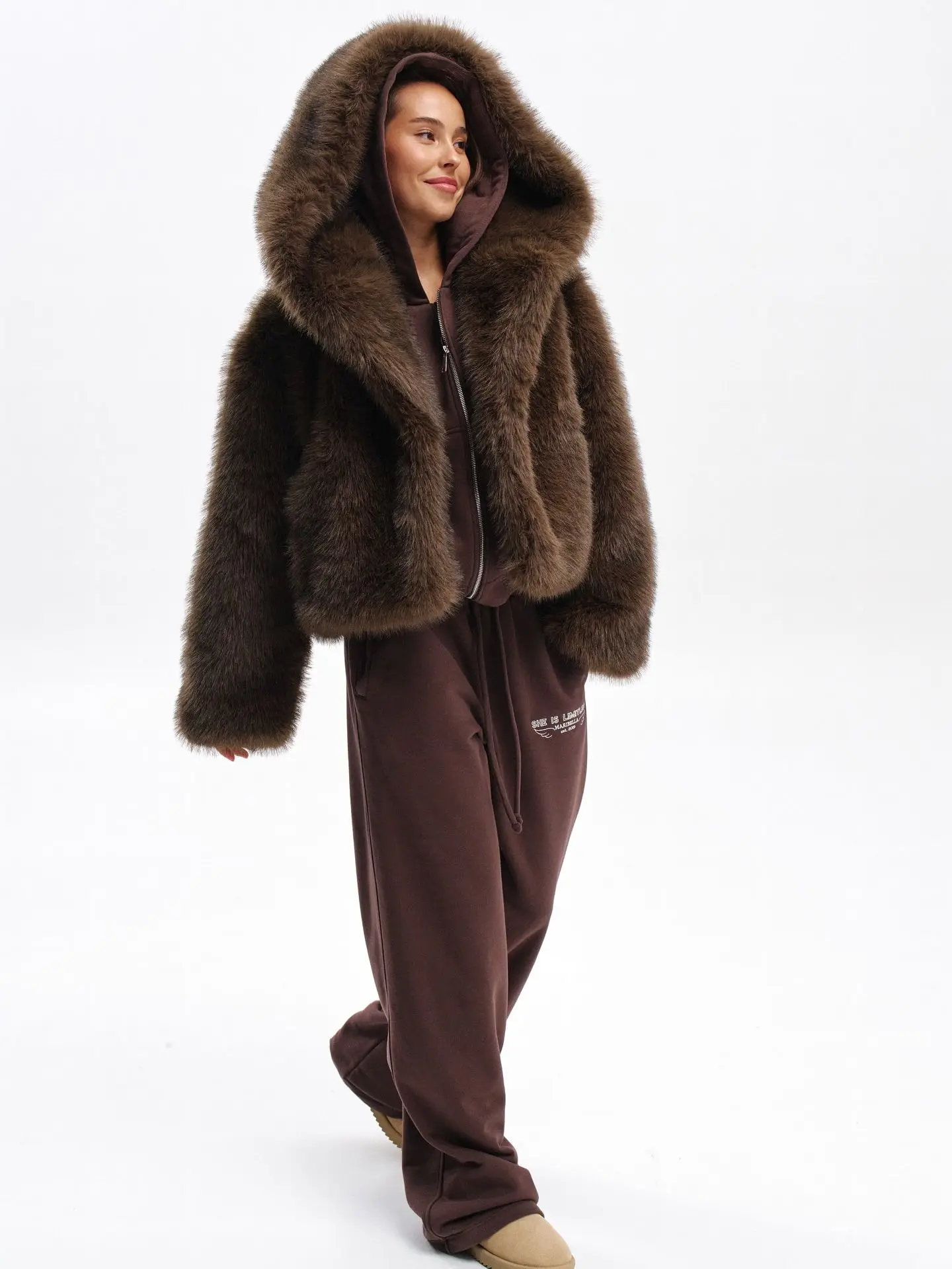 Women Dark Brown Hooded Faux Fur Jacket Cropped Plush Coat Long Sleeve Relaxed Fit Winter Outerwear with Pockets