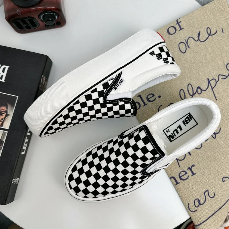 Quality Women Thick Sole Pink Canvas Shoes Checkered Unisex Black White Checkered Sneaker Slip On Girls Students Casual Shoes