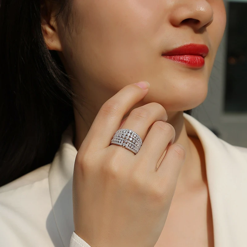 Iced Moissanite Diamond Eternity Ring Wedding Band 925 Sterling Silver Pass Tester Fine Jewelry Plated White Gold Wholesale Gift