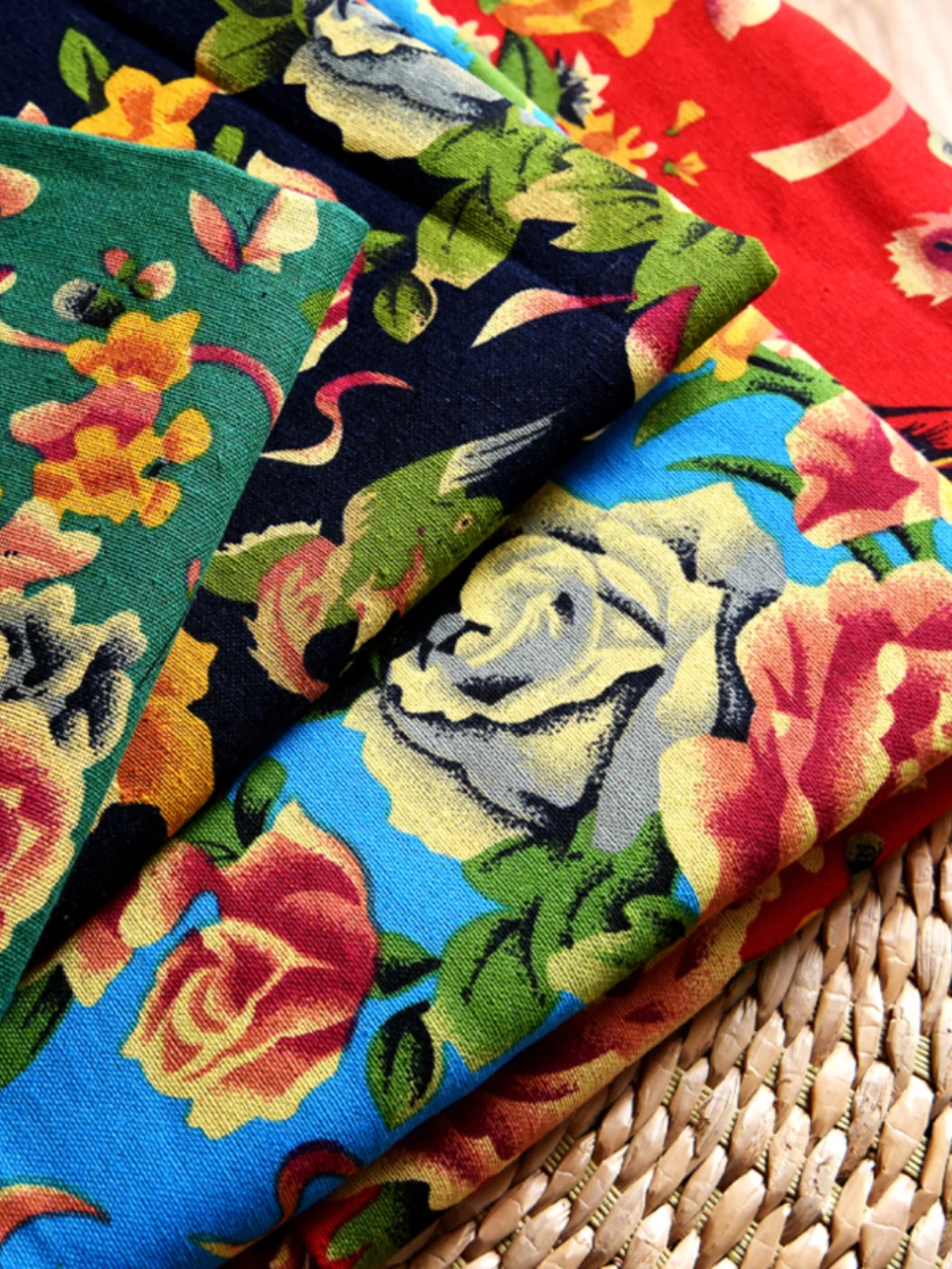 

Хлопковая льняная ткань с принтом: крупный цветочный узор, материал для осенне-зимней одежды, этнический стиль, однотонная цветочная ткань