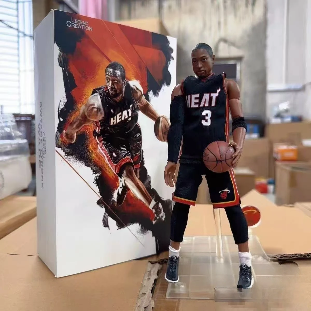Figura Articulada Coleccionable de la Estrella del Baloncesto Dwyane Wade