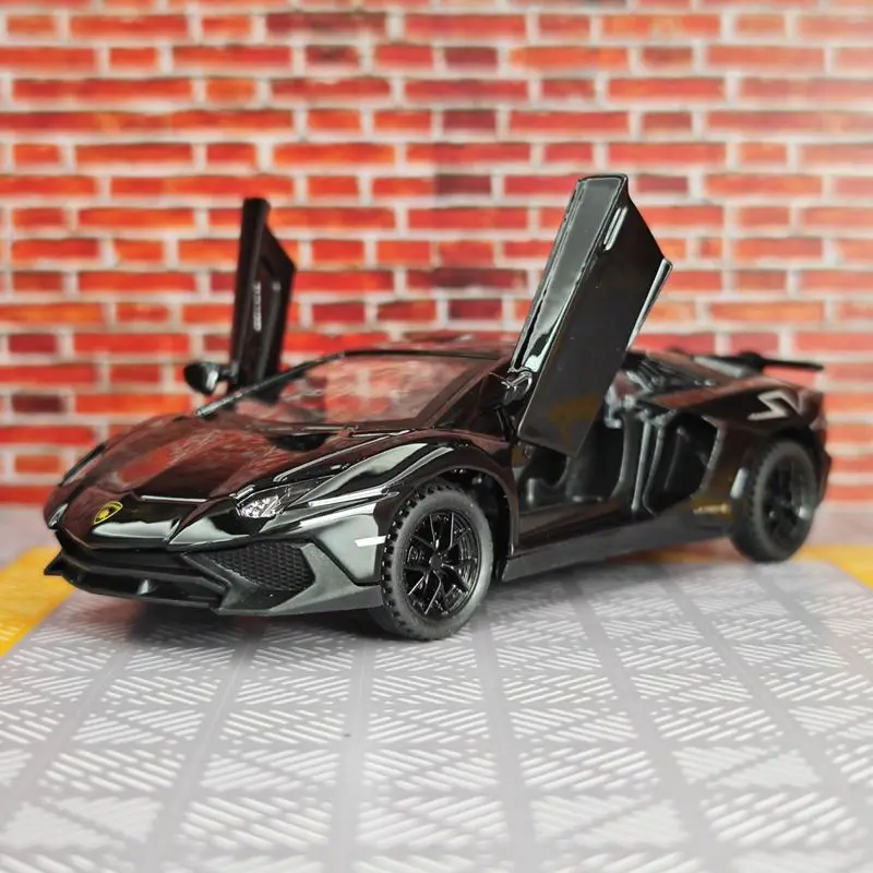 1:32 Lamborghini LP750 Toy Car Model Pull Back Vehicle Toy For Children Alloy Diecast Metal Model Sound Light Boy Kid Gifts