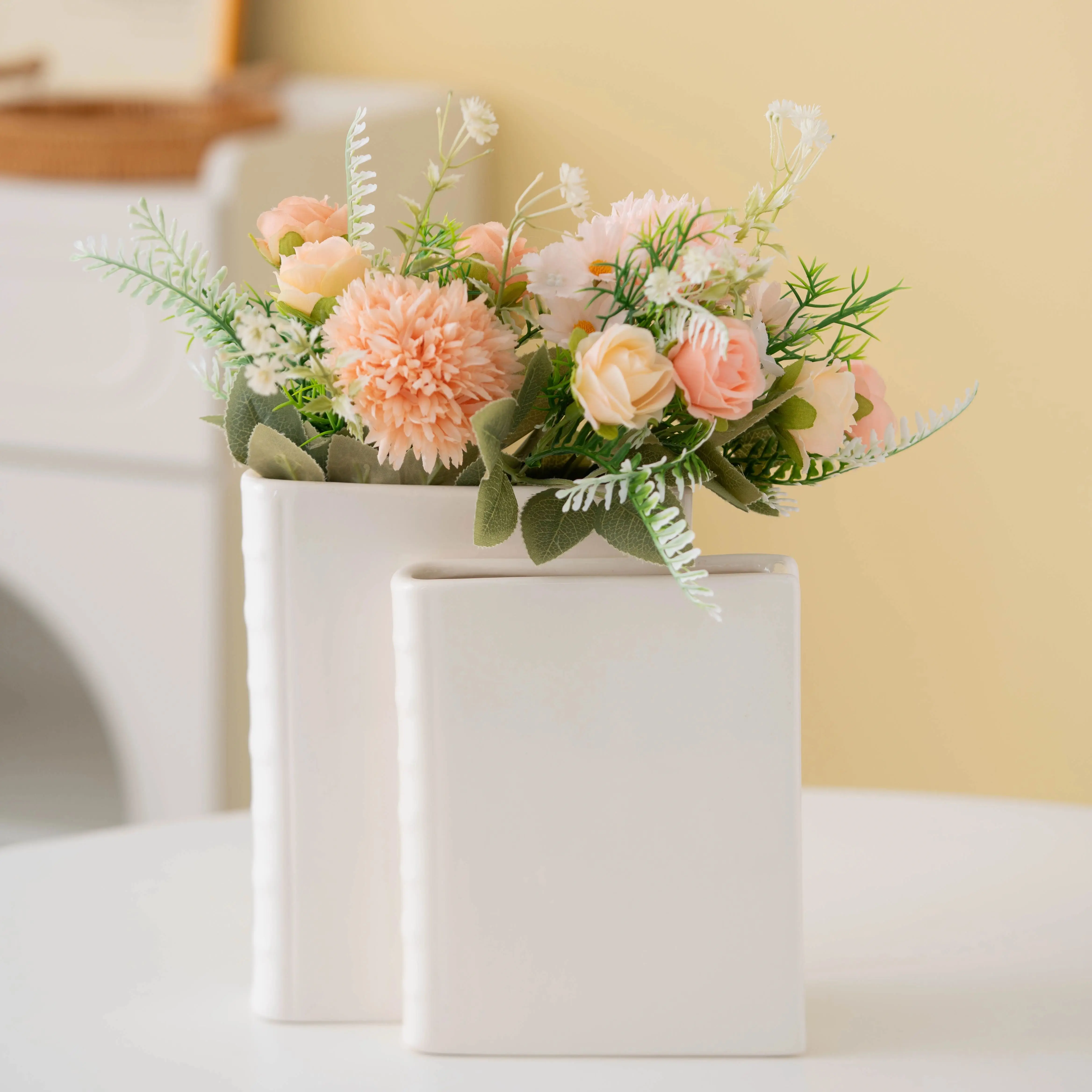 White Book Shape garden pots Ceramic Vase Creative Flower Vase Tabletop Ornament for Living Room Bookshelf Home Decor Lover Gift