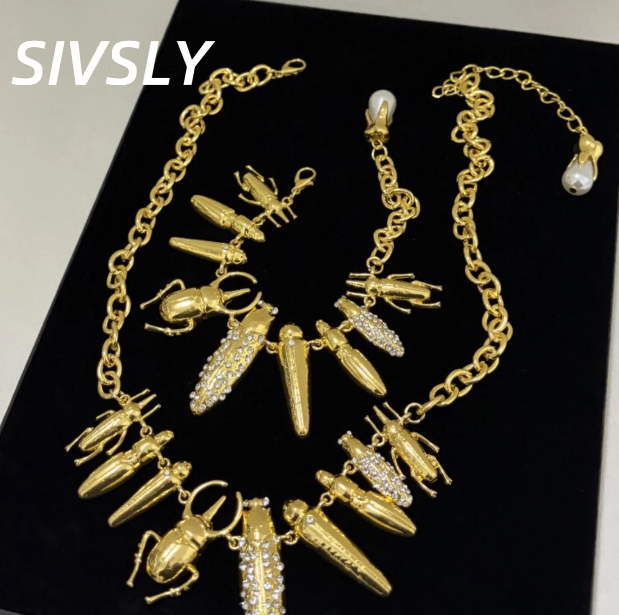 

European and American heavy industry, luxury, metal, diamond, beetle, locust, insect series necklace, fashionable, exquisite
