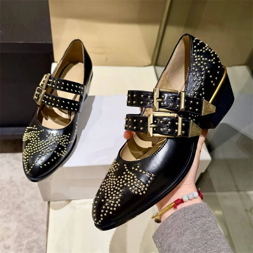 

Женские лоферы из натуральной кожи на толстом каблуке с заклепками, модные, с круглым носком, без застежки, лето-весна 2026, с перфорацией, размеры 35-42