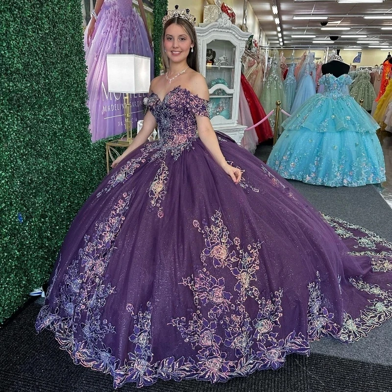 2024 Purple Shiny Sweetheart Quinceanera Dresses Off the Shoulder Ball Gown Appliques Lace Flower Crystal Vestidos De 15 Años