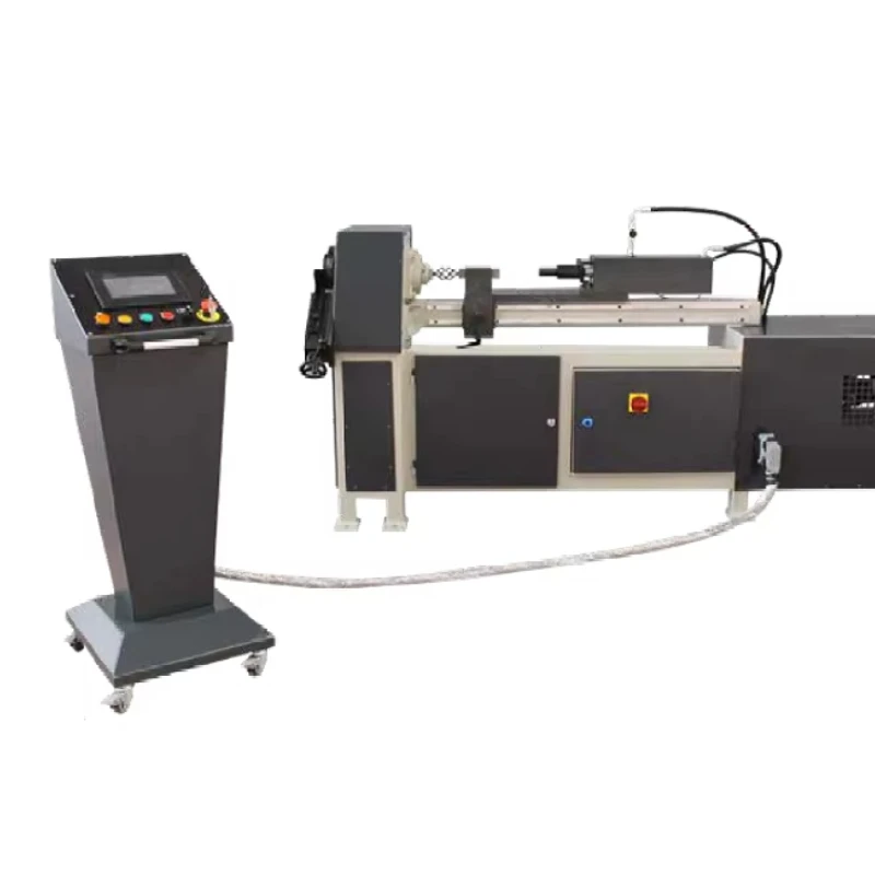 Control numérico del centro multidoblado de hierro forjado.