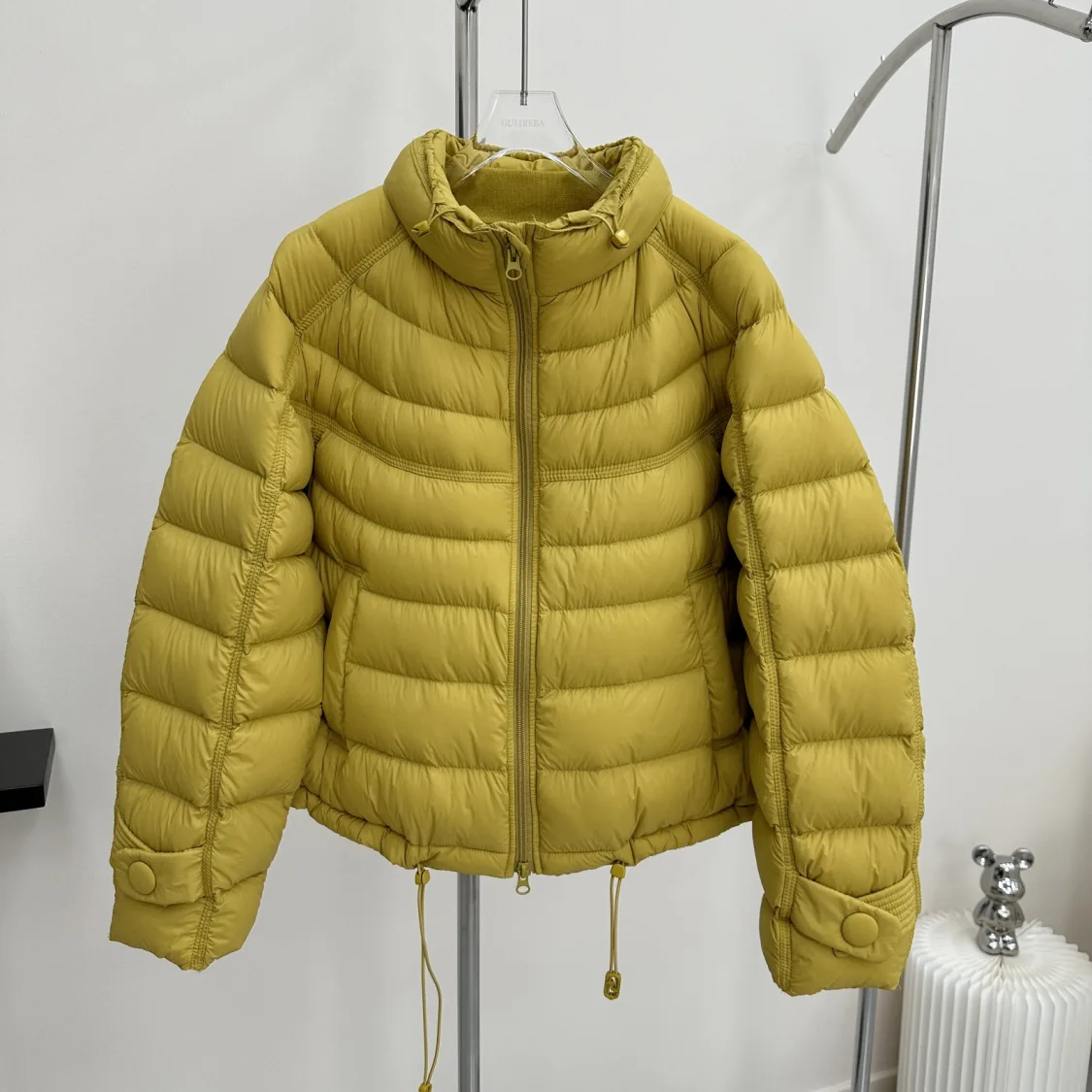 ملابس قطنية نسائية قصيرة شتاء 2025 موضة جديدة متعددة الاستخدامات سترة دافئة فضفاضة غير رسمية #1