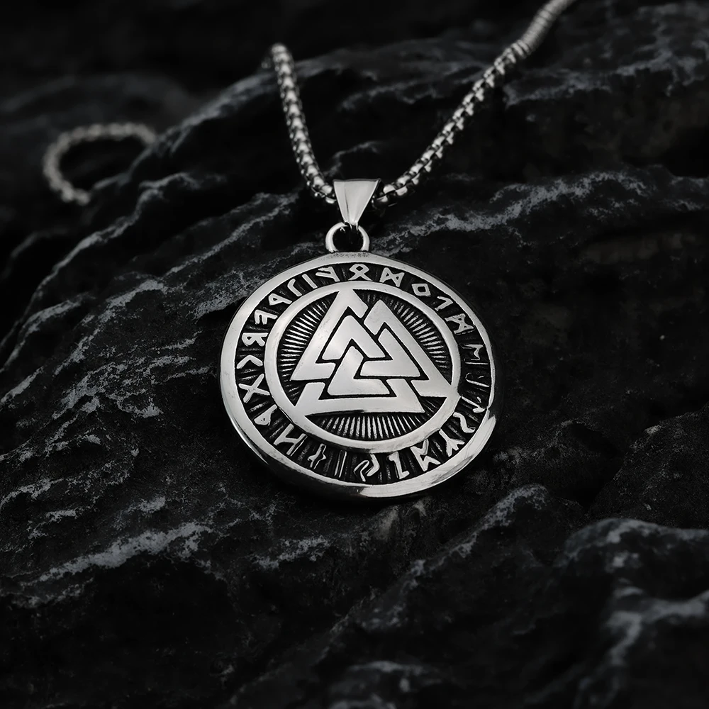 Nordic Stainless Steel Viking Odin Triangle Rune Round Pendant Necklace Party Nightclub Wear Fashion Men's Jewelry