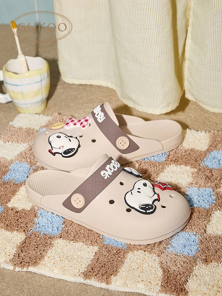 Snoopy Women's Beach Sandals Cute Cartoon Summer Slides Comfortable Outdoor Anti-slip Casual Shoes Pool Garden Holiday Footwear