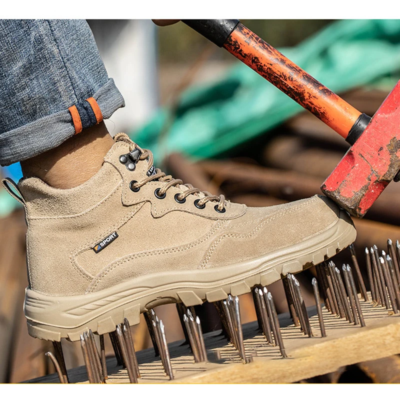 New labor protection shoes Men's anti impact Anti puncture Breathable Lightweight safety shoes Wear-resistant and soft soles