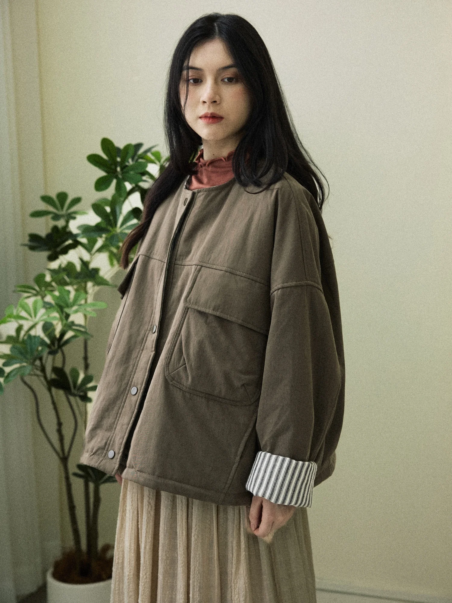 

Свободное хлопковое пальто с круглым вырезом, повседневное, цветное, женское, весеннее, модное, с длинными рукавами, на одной пуговице