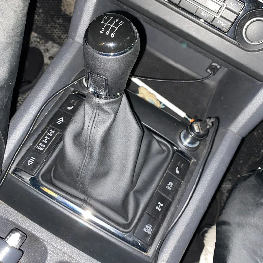 Pommeau de levier de vitesse manuel pour Volkswagen VW Amarok 2010 – 2022, 5/6 vitesses, avec pièces de démarrage en cuir, accessoires automobiles, nouveau