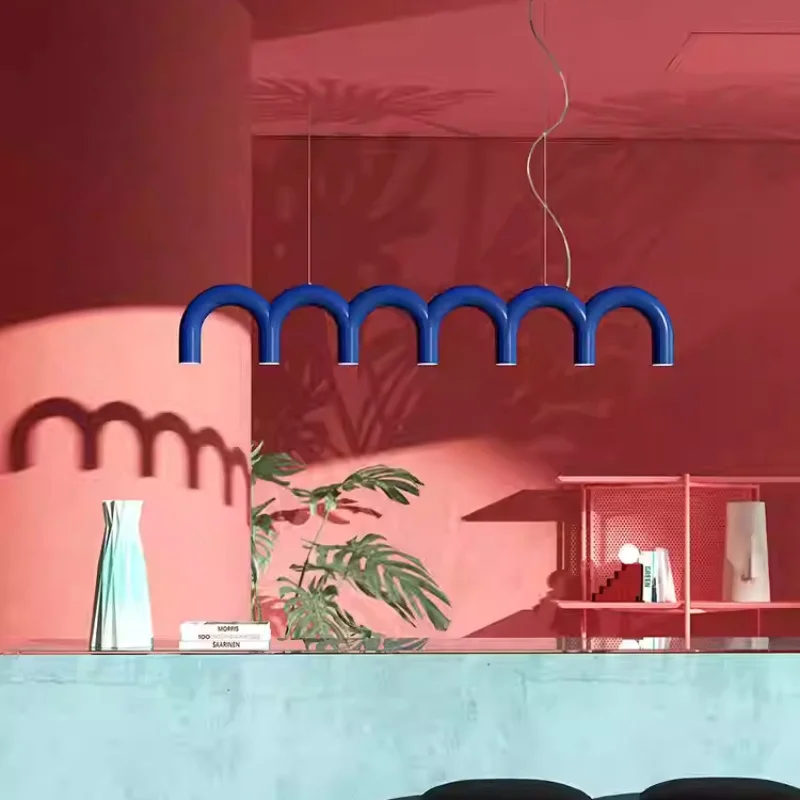 

Postmodern OBLURE 7-Head Minimalist Art Restaurant Kitchen Bar Bar Restaurant Designer Arched Pendant Light