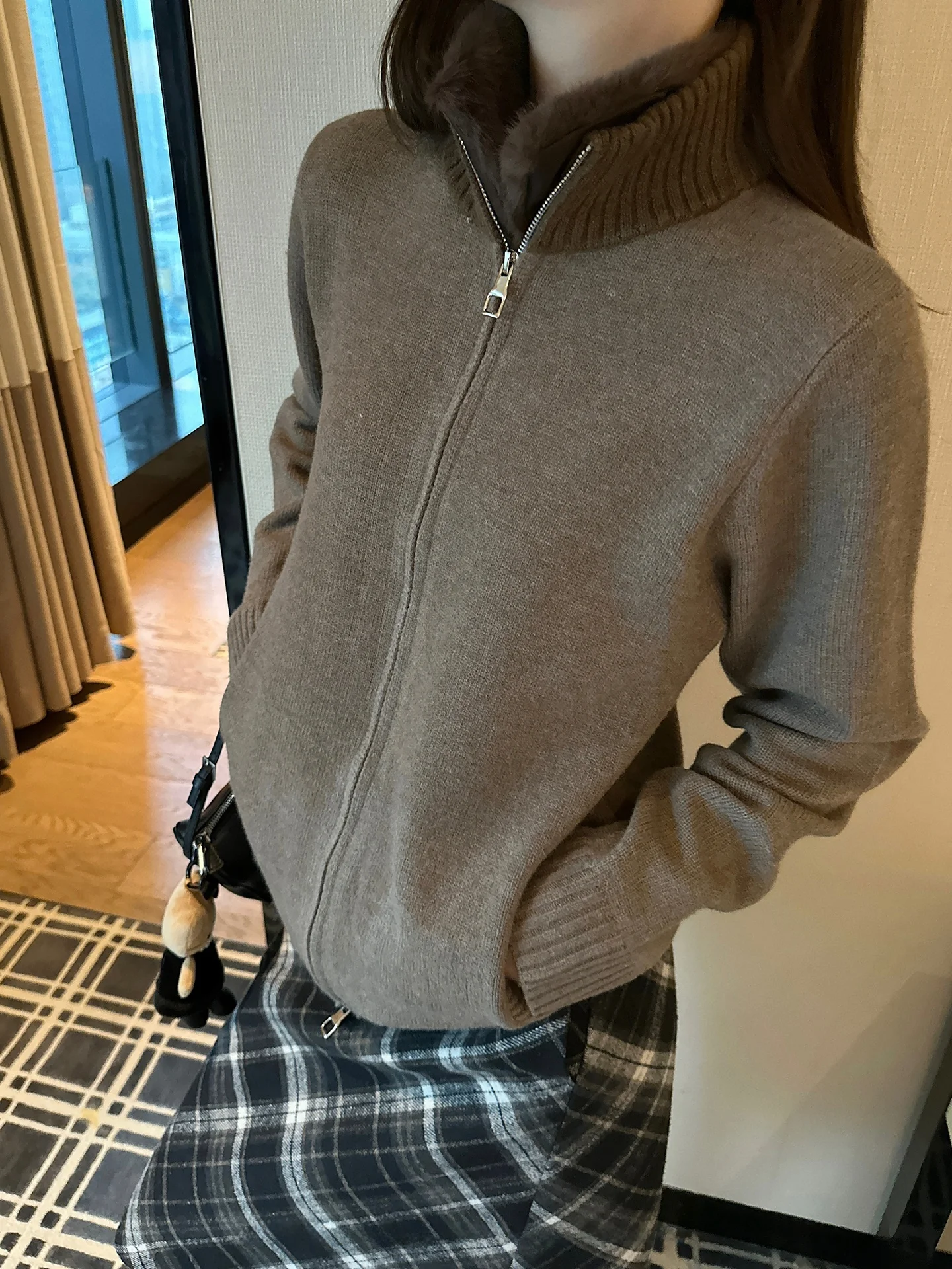 

NingSi Furry Knitted Sweater Women's Loose Fit Stand Collar Zipper Splicing Cardigan Autumn Winter Casual Sle Slimming Oute...