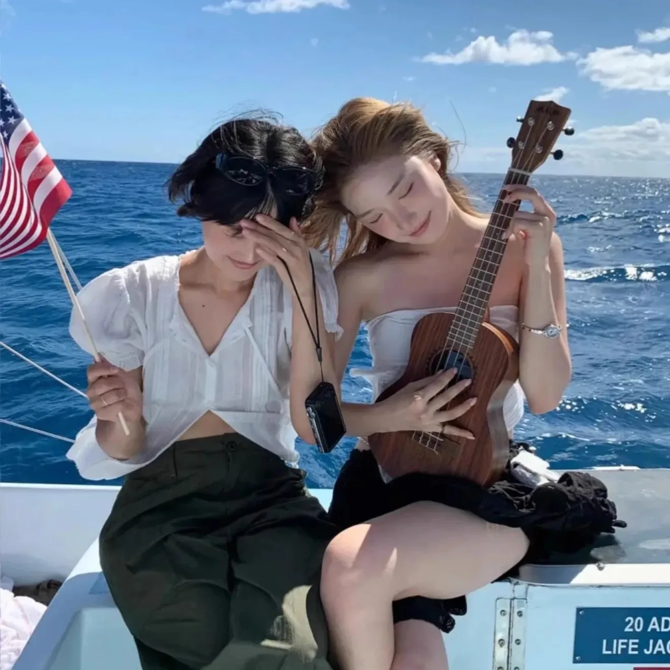 

TheBarnet Summer 2025 ort Sve Lace irt Bow Tie Bubble Sve round Ne Young Looking Bubble Flounce Caplet Top for Women