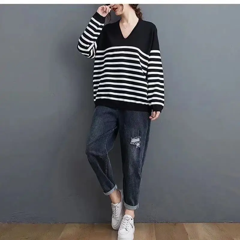 Fashion V-Neck Spliced Casual Striped Sweaters Women's Clothing 2023 Autumn Winter Oversized Korean Pullovers Commuter Tops