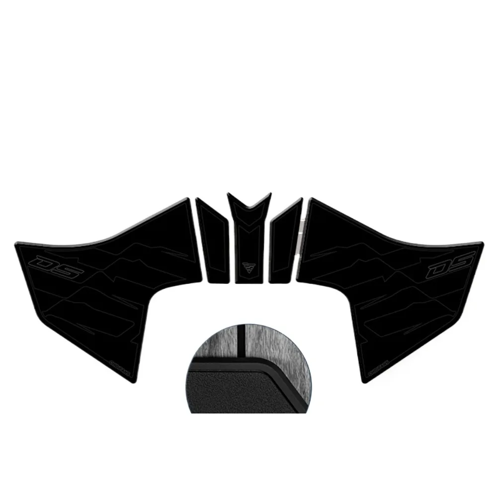 

Suitable for 2025 VOGE DS625X rubber fuel tank film body, anti-collision and scratch resistant sticker modification accessories