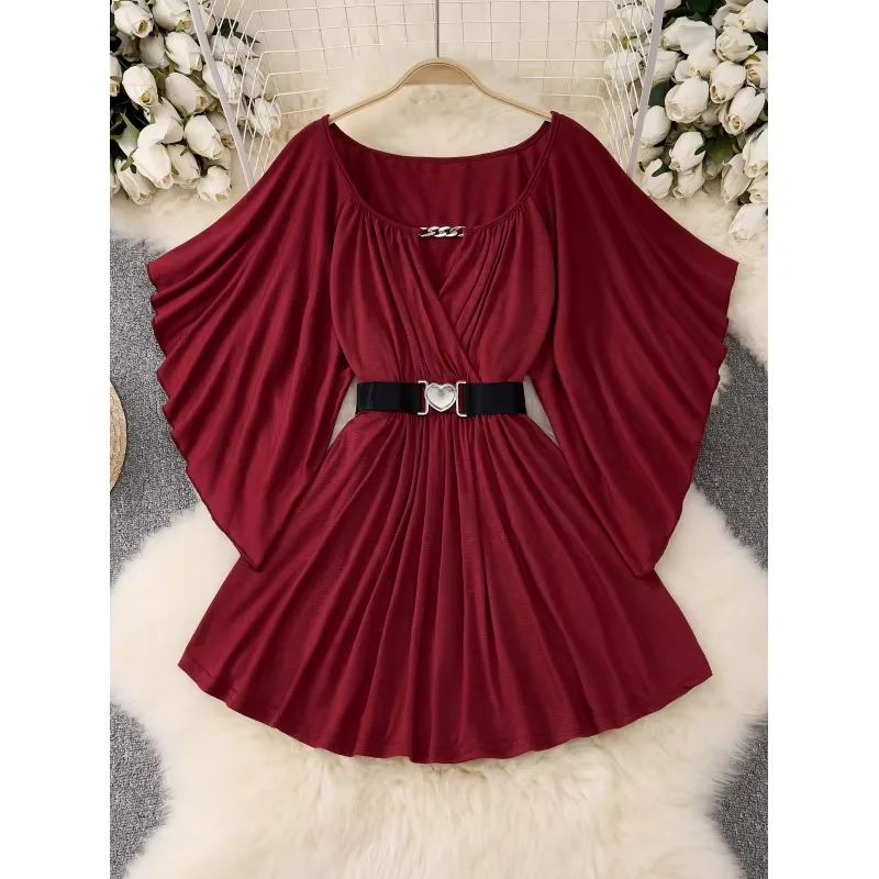 

plus Size Solid Color Top for Women Irregular Hem Heart Shaped Buckle Autumn Winter Fashion Ladies' Unique Style T-Shirt