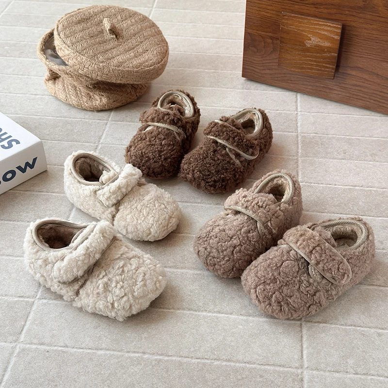 

2025 Winter New Ins Keep Warm Fur Shoes for Girls Fashion Korean Style Soft Bottom Anti-slippery Versatile Princess Casual Flats