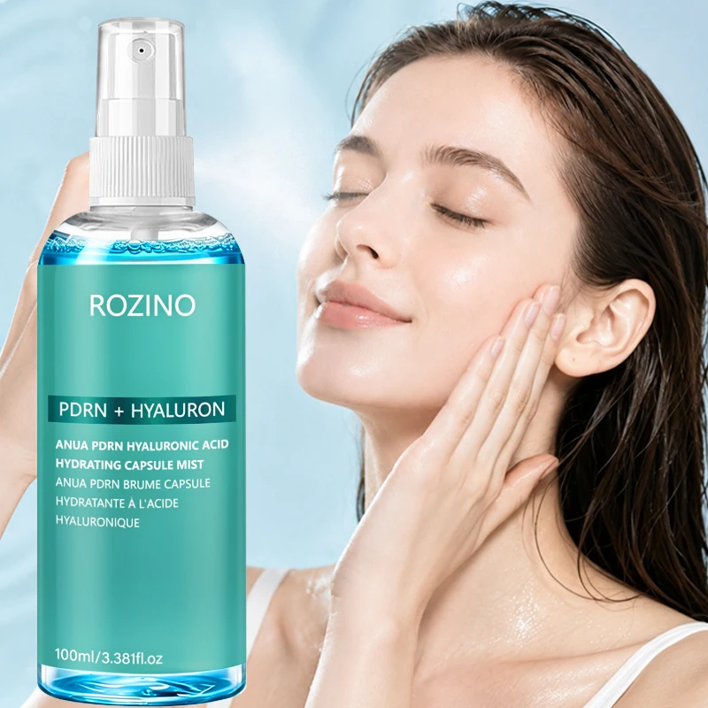 Rozino's New Korean Luxury Moisturizing Formula Pdrn Hyaluronic Acid Facial Moisturizing Spray, Features a Luxurious Complex of Pdrn Repair Essence and Multiple Hyaluronic Acid Hydrating Ingredients, Instantly Soothes Dry and Rough Skin, Continuously Maintains a Moisturizing Protective Film, and Relieves Daily Skin Dryness, Creating a Translucent, Hydrated, and Smooth Skin Texture