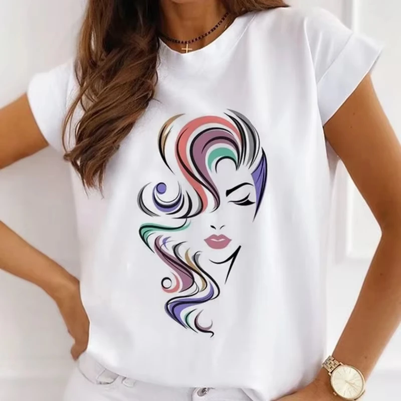 Plus-size women's 180g pure cotton T-shirts, comfortable and soft with unique pattern design that is fashionable and trendy