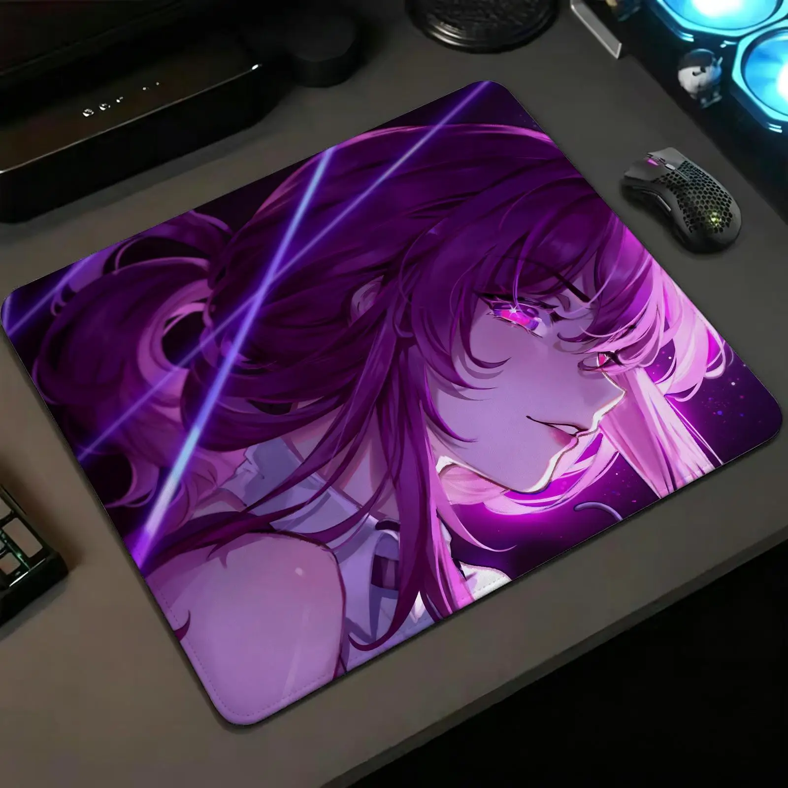 Compact S/M‑L E‑Sports Pad, Honkai Star Rail Kafka Tough Stitched Border for Lightweight Portable Laptop and Office Gaming