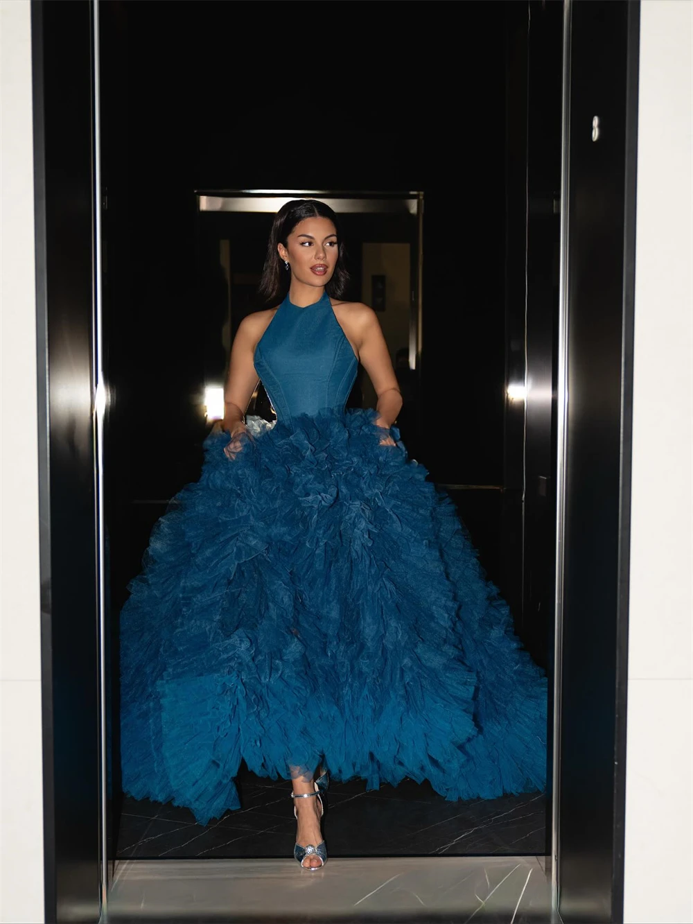 

Customized High Quality Tulle Evening Dresses Temperament Halter Sleeveless Homecoming Dress Luxury Special Occasion Gowns