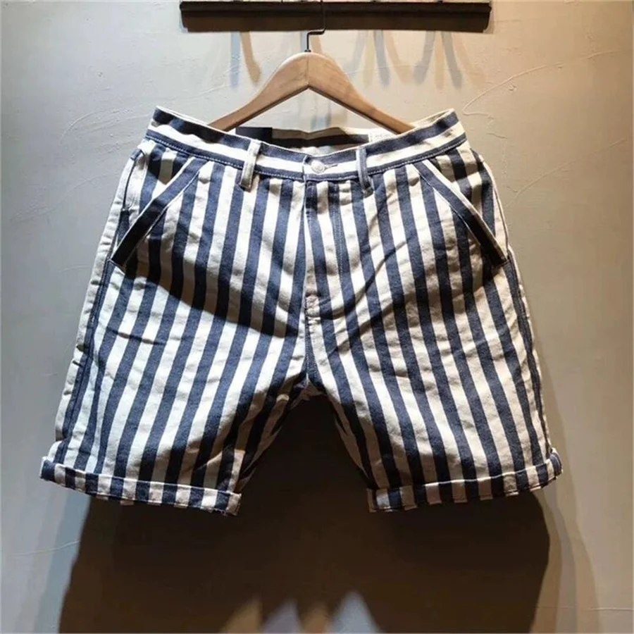 

2025 New Summer Men Shorts Fashion Street Style Handsome Short Pants Male Trend Striped Cargo Pants Casual Streetwear