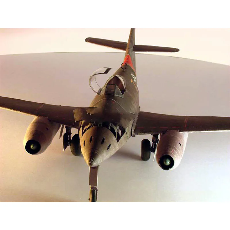 1:33 Messerschmitt Me-262 \