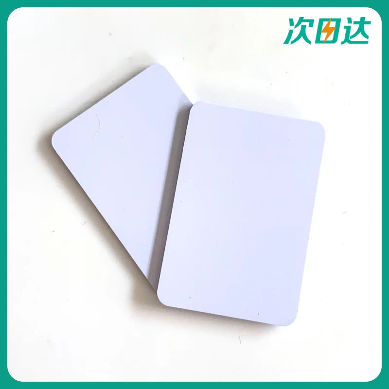 تخصيص.-الحدود 215 بطاقة بيضاء في المخزون 215 عملة NFC لعبة بطاقة البدء السريع NFC بطاقة بيضاء رقاقة بطاقة مستديرة 213