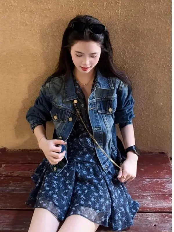 2026 Early Spring Korean Youthful Outfits, Fashionable Vintage Women's Pairing, Denim Jackets and Short Jackets This Year Trend
