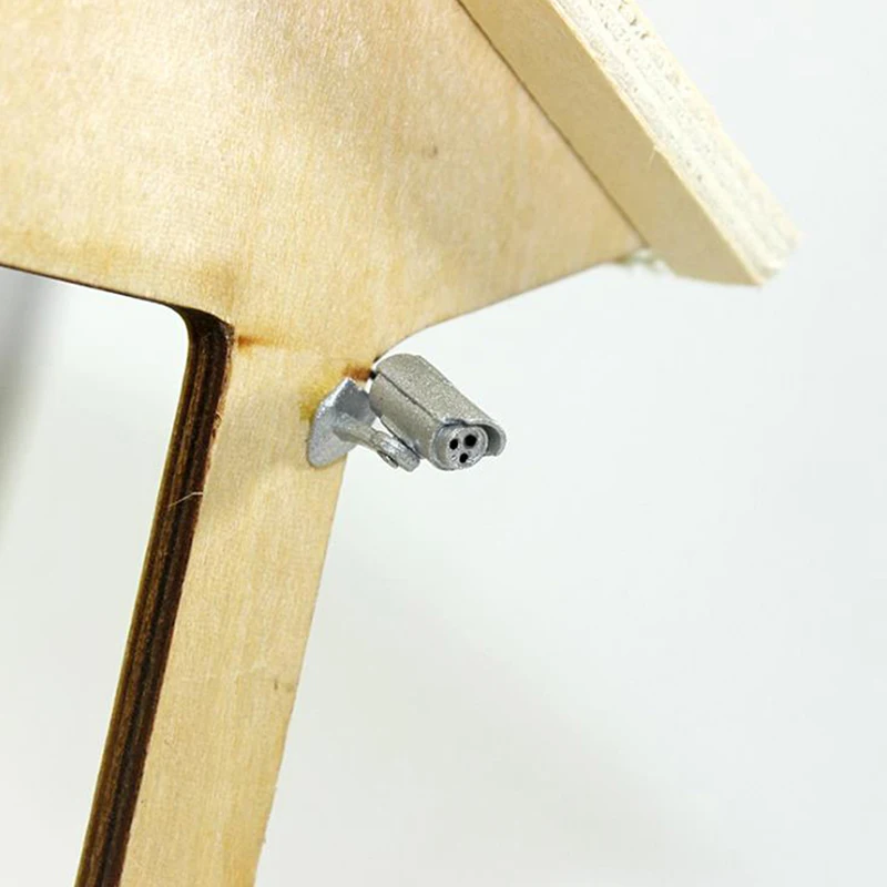 Cámara en miniatura para casa de muñecas, modelo 1/12, Mini cámara de vigilancia de simulación, accesorios de decoración para casa de muñecas, 1 ud.