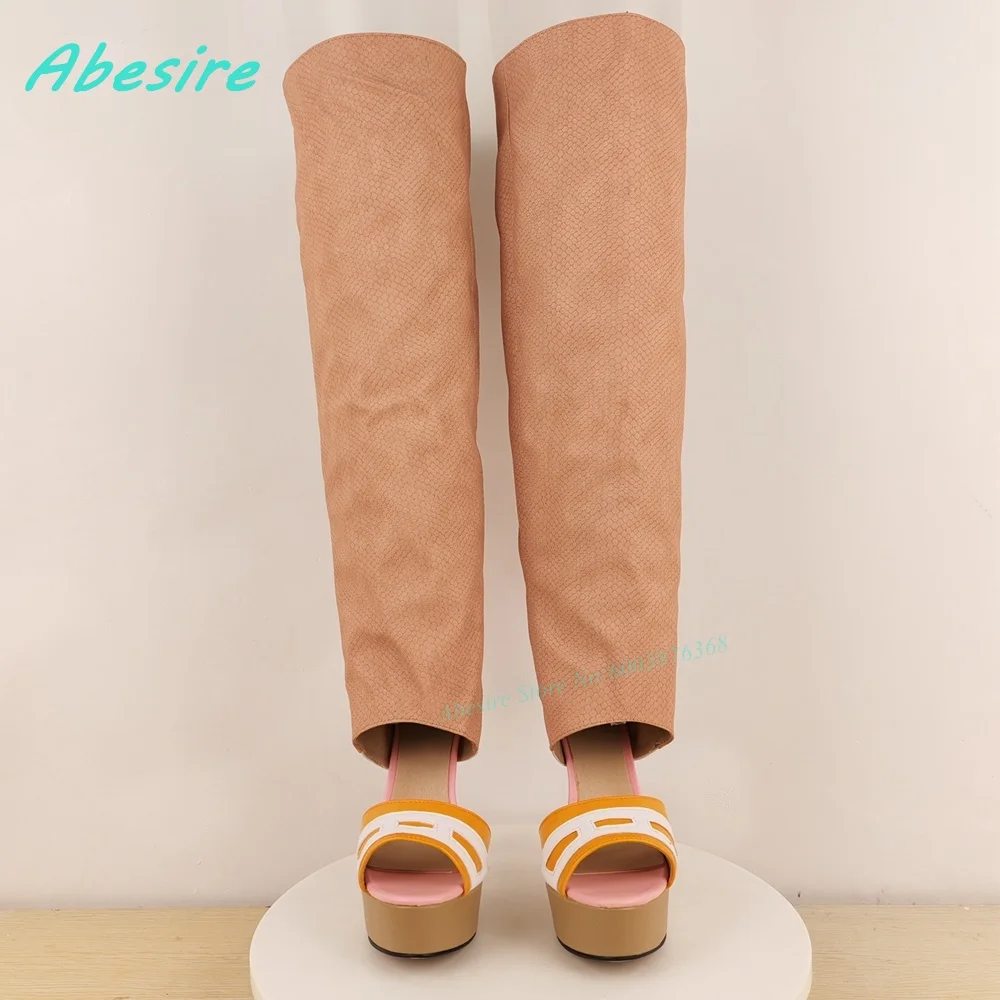 Modello serpente Colori misti Sandalo Stivali Punta rotonda Piattaforma Tacchi sottili Splicing Sandali da donna Open Toe Slip On Shoes 2026