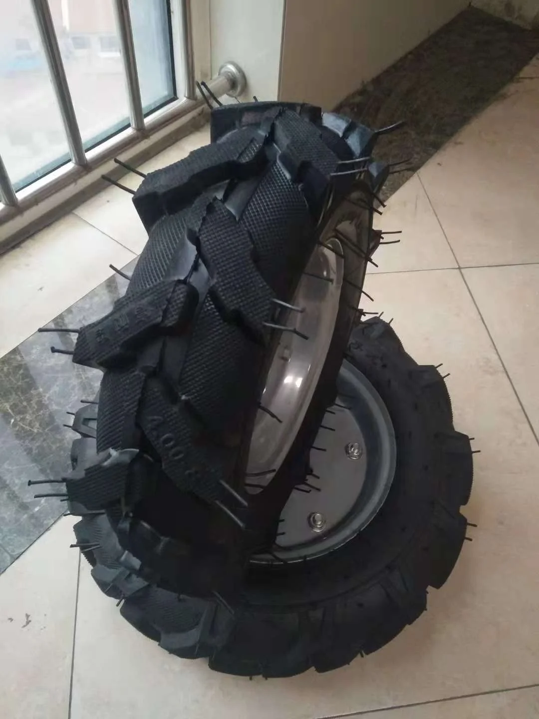 China's Hot Selling 4.00-8 Mini Tractor Tires Agricultural Farm Tyres Vehicles Rubber New Used Condition ECE Certified Low Price