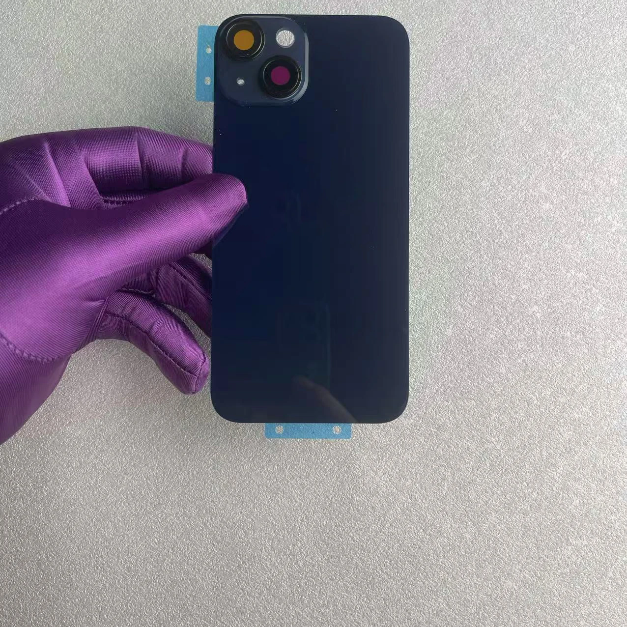 1 Stück Rückglas für iPhone 14 und 14 Plus, mit integriertem MagSafe-Magnetring, Ersatzteil zur Reparatur einer beschädigten Rückseite des Telefons. – Detail 2
