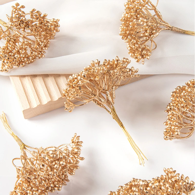 6 stücke Künstliche Pflanzen Kunststoff Brosche Sammelalbum Hochzeit Dekorative Blumen Kränze Diy Geschenke Box Weihnachten Dekorationen für Haus – Detail 3
