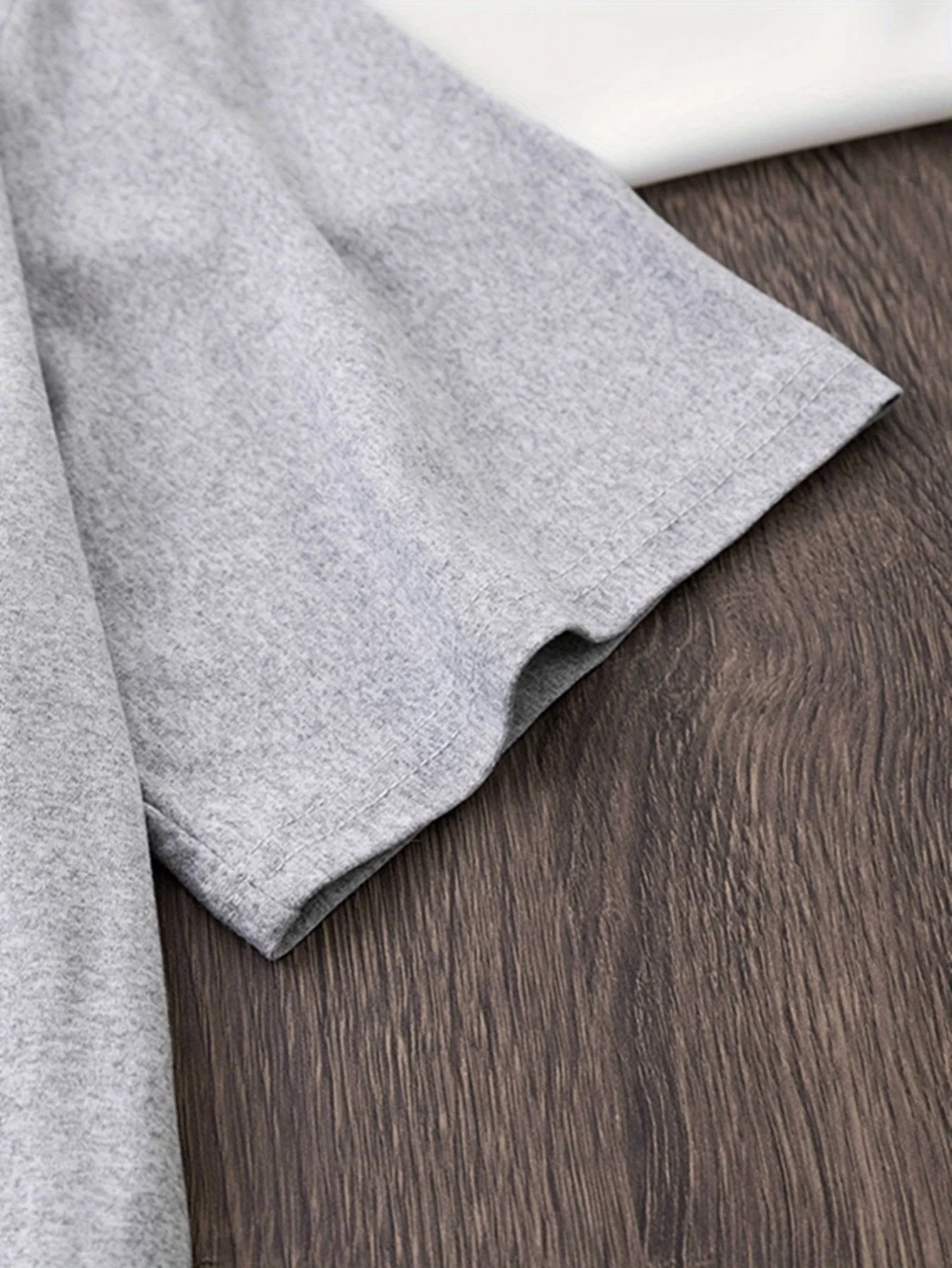 T-shirt a maniche lunghe da donna, moda