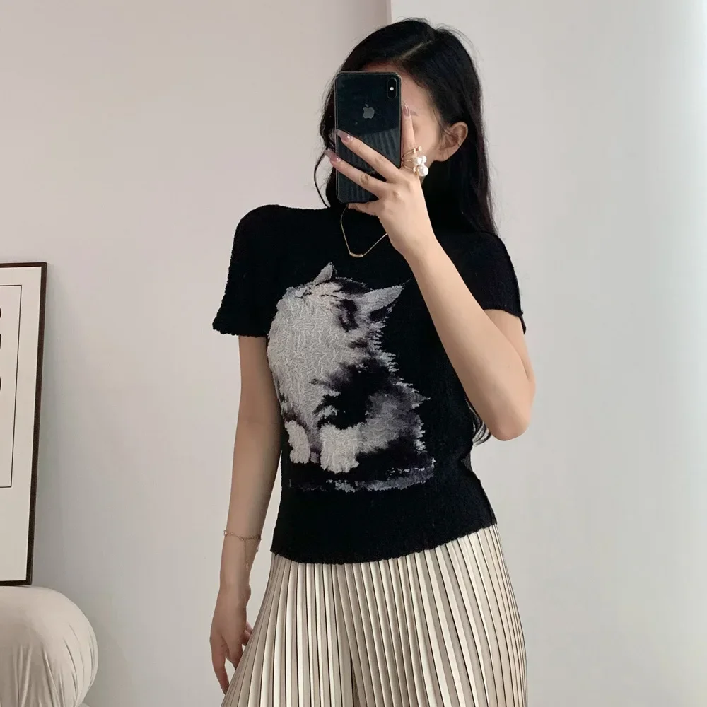 Pleats Round Neck Cat Print Loose Short-sleeved Pleated T-shirt 2024 Summer New Fashion Temperament Commuting Hundred Tops