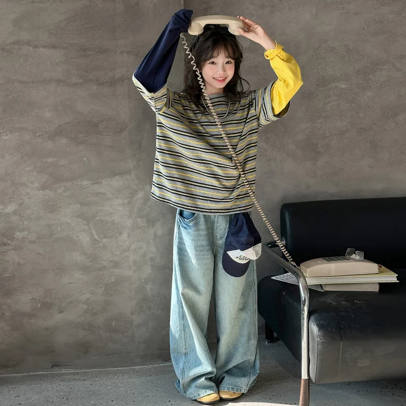 

Girls' Spring and Autumn2026Korean-style loose-fitting color-block striped long-sleeve top and casual curved-leg pants stylish s