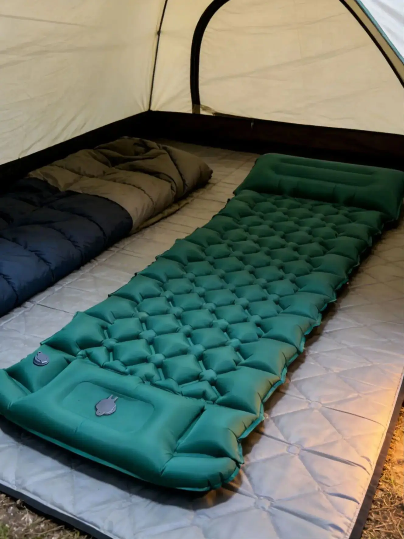 2026! Dikker Campingmatras Opblaasbaar Matras Slaapbed Tent Vochtbestendig Ingebouwde Voetpomp Slaapmat met Kussen - afbeelding 2