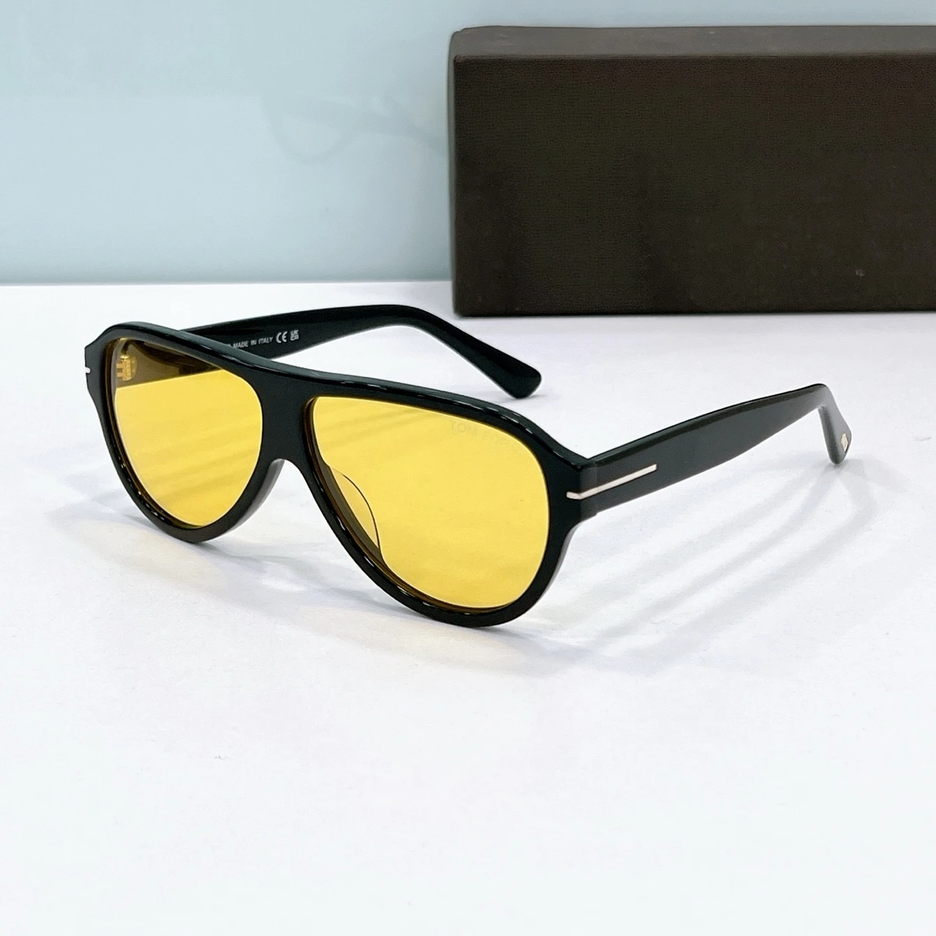 1336 Fashion Sunglasses Man Woman,Iconic Metal Stripe Design,UV Blocking,Effortlessly Upgrade Daily Outfit